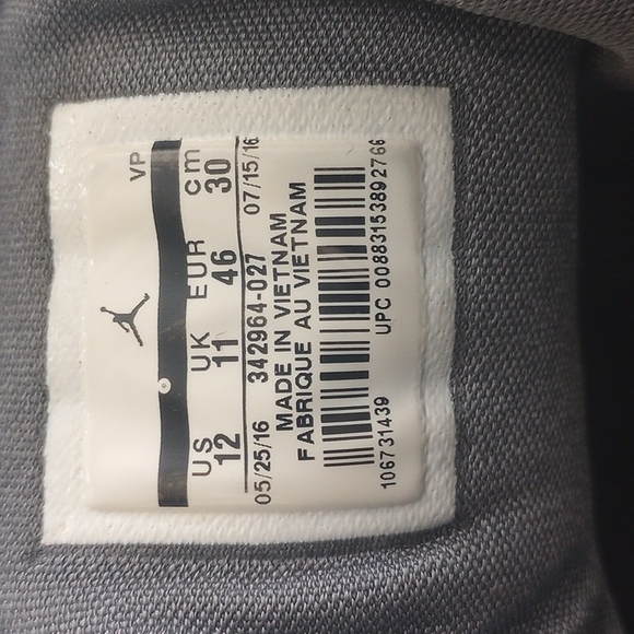 Jordan True Flight shoes- cool grey/black - Picture 5 of 5